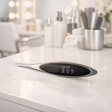 Salon Studio Tweezer