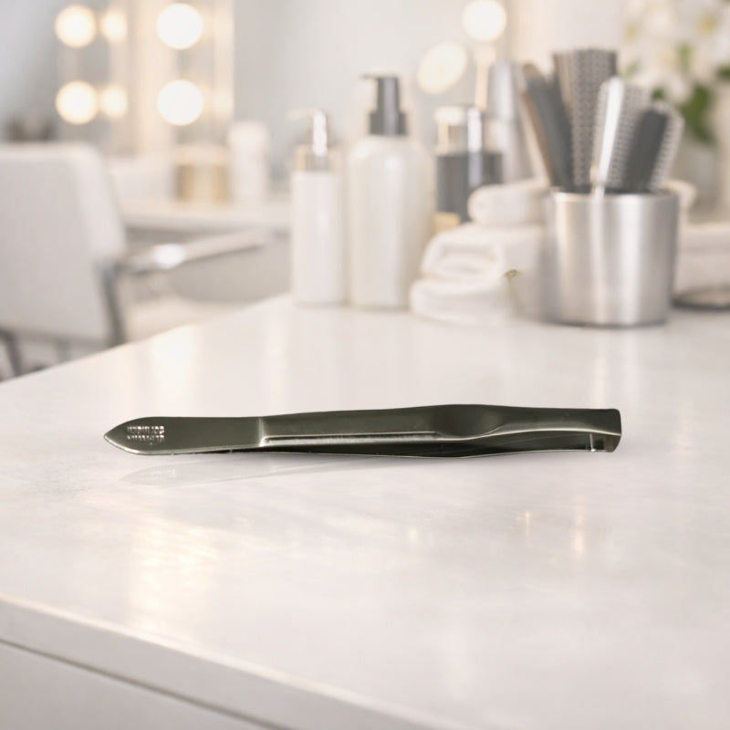 Salon Studio Flat Tip Tweezer